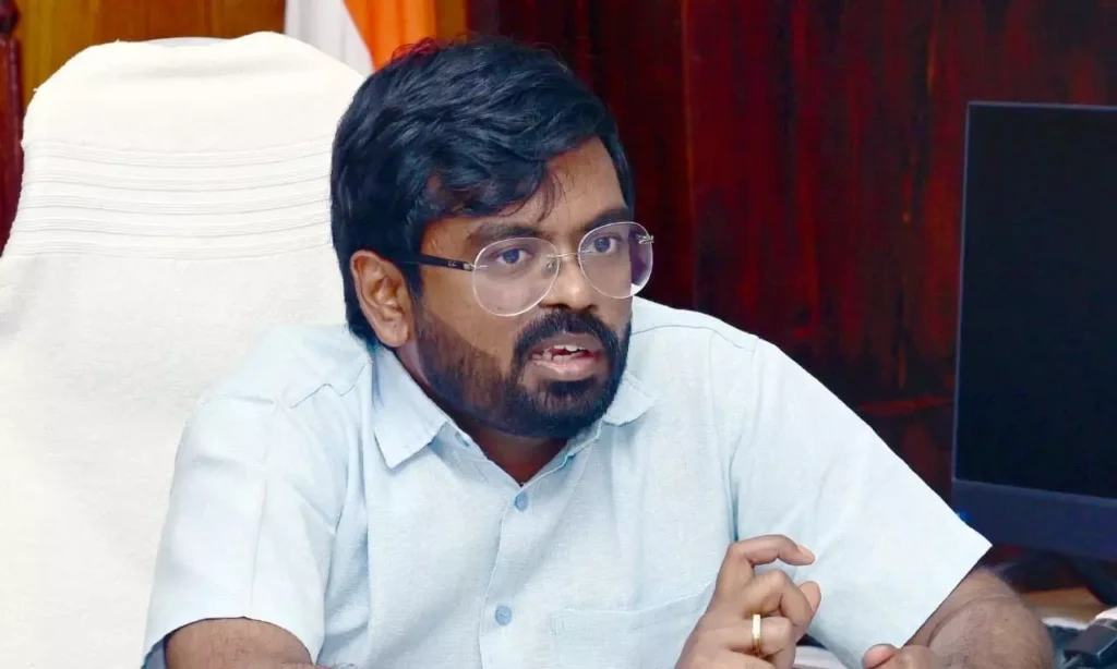 Govt Staff Told to Adopt Eco-Friendly Commuting, Cleanliness 1981576 g6vl3vybuae4du