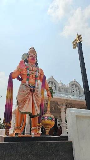 Patimeeda vedi Anjaneyaswamy Temple