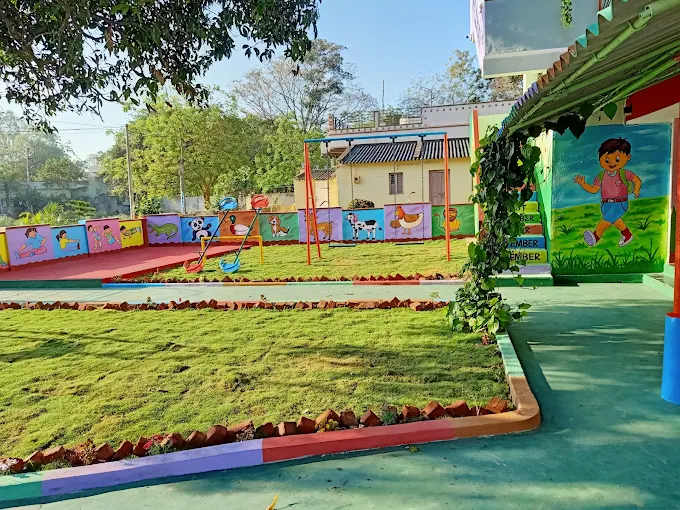 LITTLE CHARMS PRE SCHOOL AND DAY CARE (PRIMARY SCHOOL)